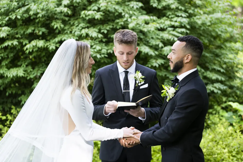 Stunning garden wedding photography for Brenna and Logan's testimonial gallery