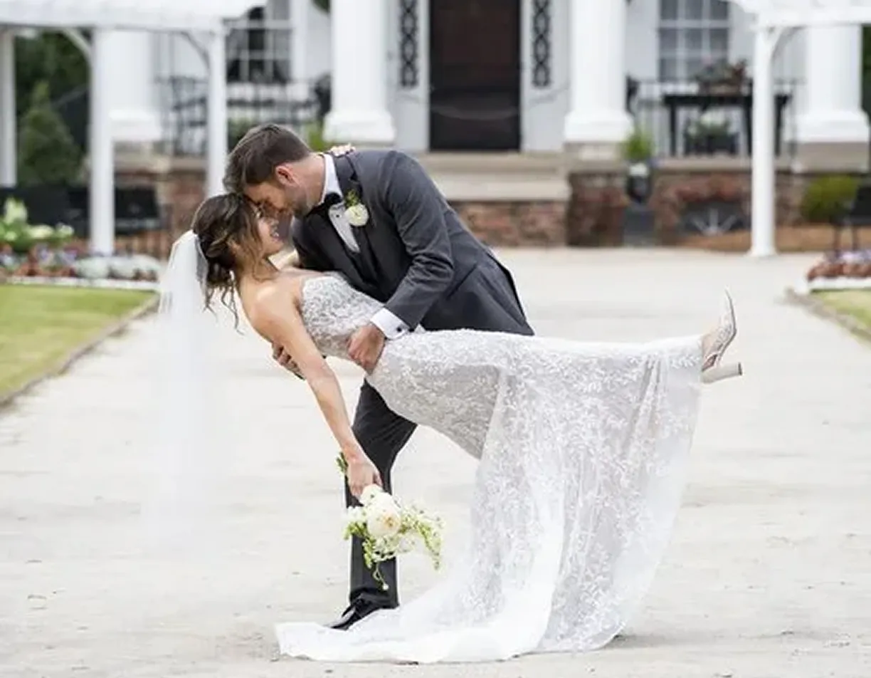 Authentic outdoor wedding photography for Danielle and Garrett by White Creek Weddings