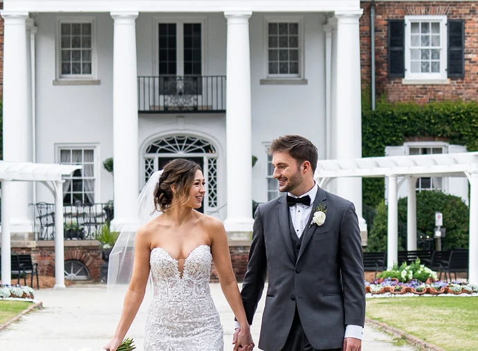 Professional wedding photography and cinematic films by White Creek Weddings